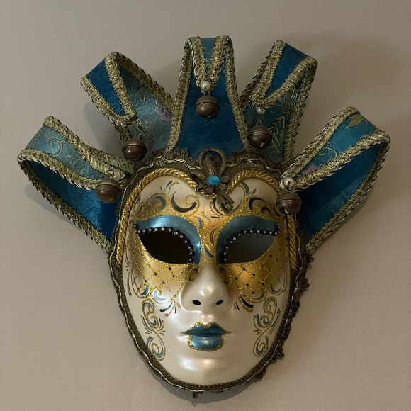 Teal and gold jester face mask - Picture 4 of 8